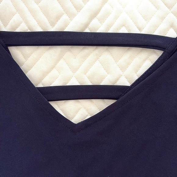 Plus size, formal, elegant, evening wear Navy dress with Crystal straps. Size 3X - Picture 8 of 14